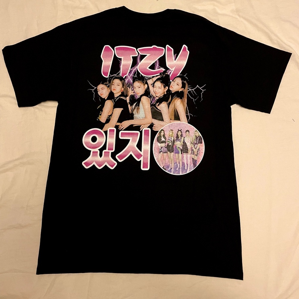 ITZY T-Shirts (purple rain)